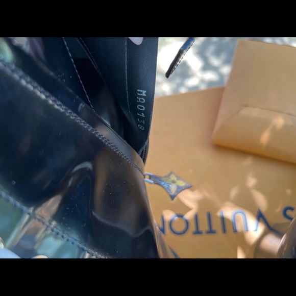 Louis Vuitton boots - Picture 4 of 8